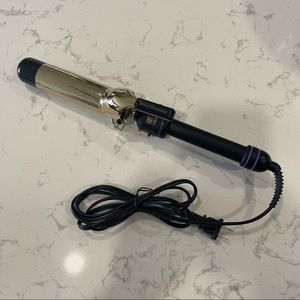 Hot Tools Curling Iron - 1.5”